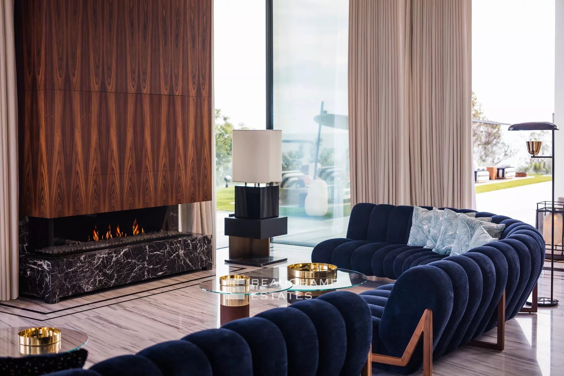 Exceptional 11-bedroom property offering high-end amenities in Cannes Exceptional 11-bedroom property offering high-end amenities in Cannes