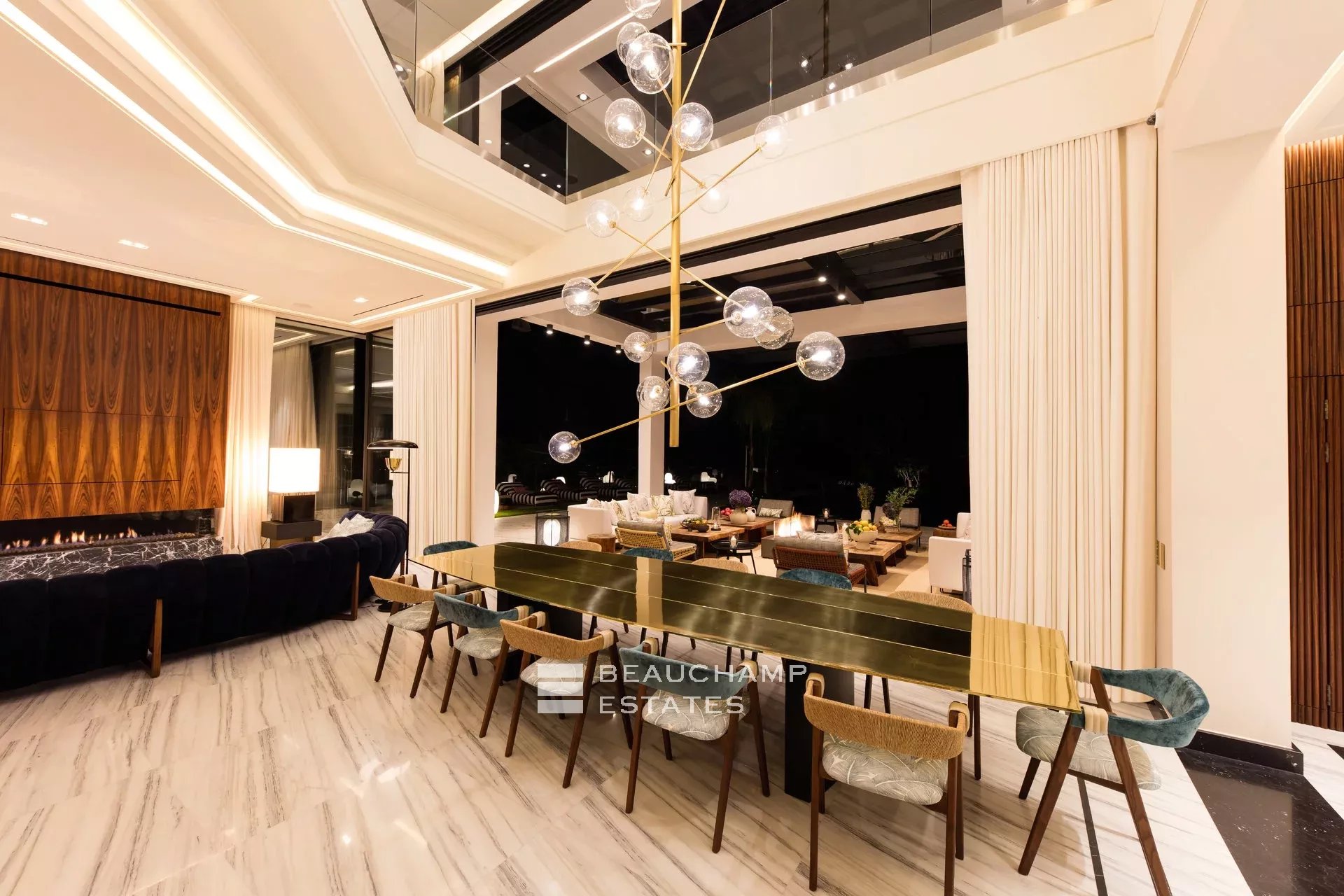 Exceptional 11-bedroom property offering high-end amenities in Cannes Exceptional 11-bedroom property offering high-end amenities in Cannes