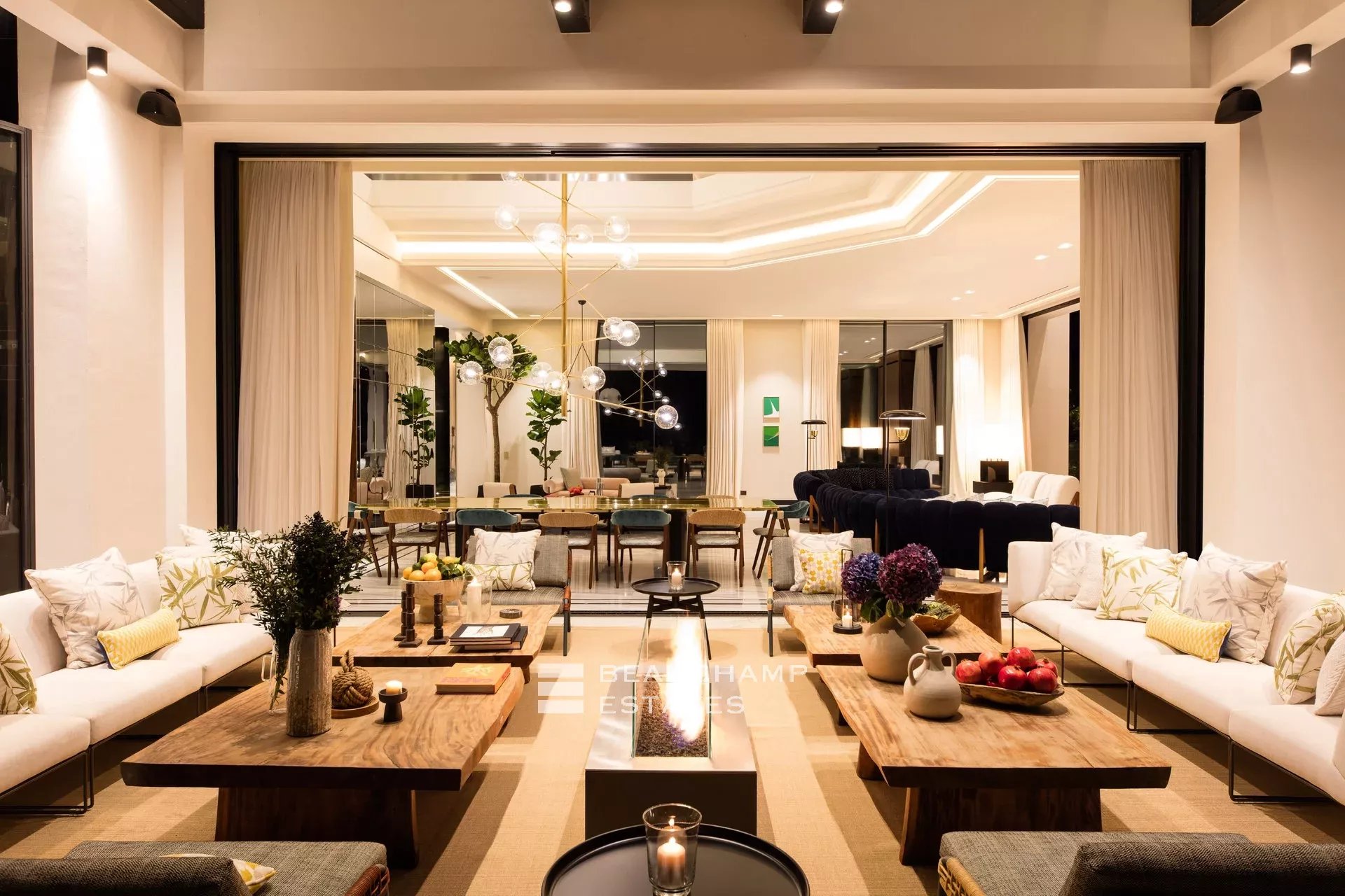 Exceptional 11-bedroom property offering high-end amenities in Cannes Exceptional 11-bedroom property offering high-end amenities in Cannes