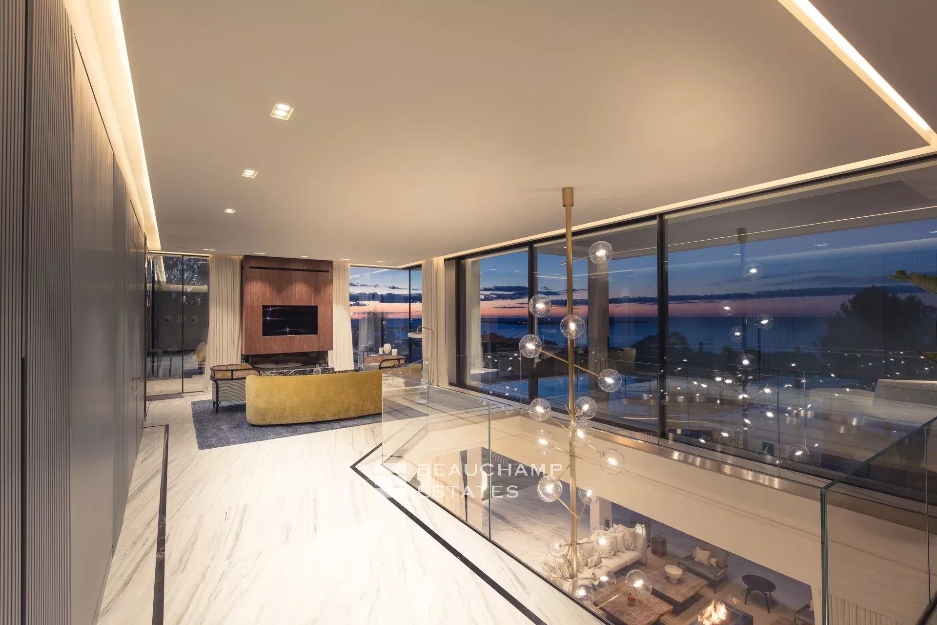 Exceptional 11-bedroom property offering high-end amenities in Cannes Exceptional 11-bedroom property offering high-end amenities in Cannes