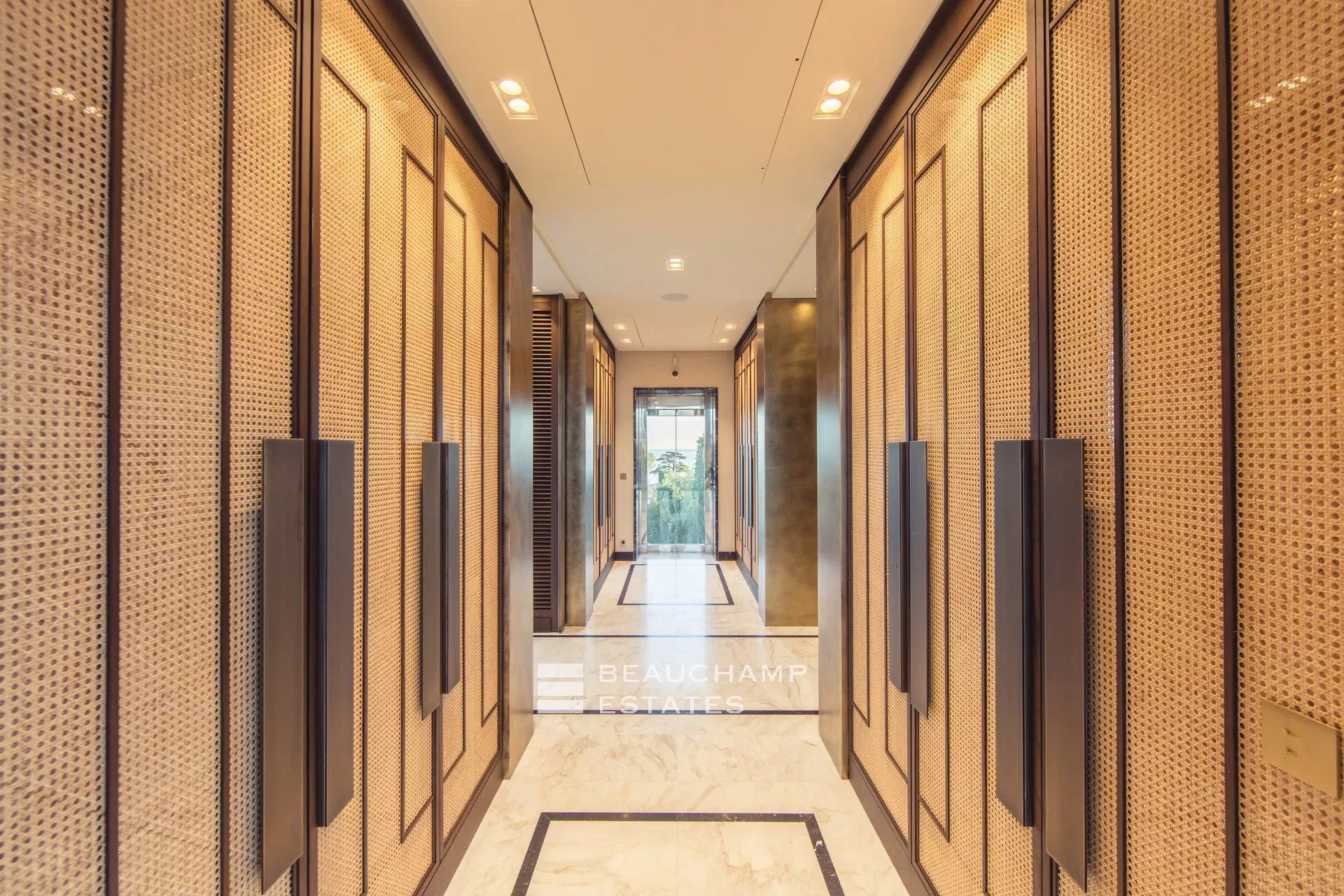 Exceptional 11-bedroom property offering high-end amenities in Cannes Exceptional 11-bedroom property offering high-end amenities in Cannes