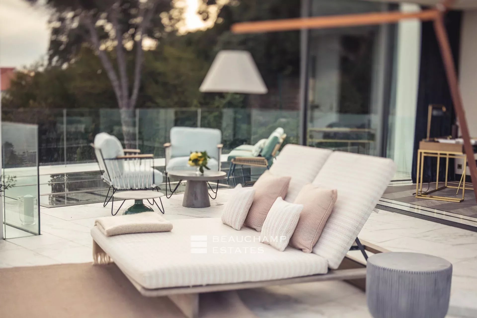 Exceptional 11-bedroom property offering high-end amenities in Cannes Exceptional 11-bedroom property offering high-end amenities in Cannes