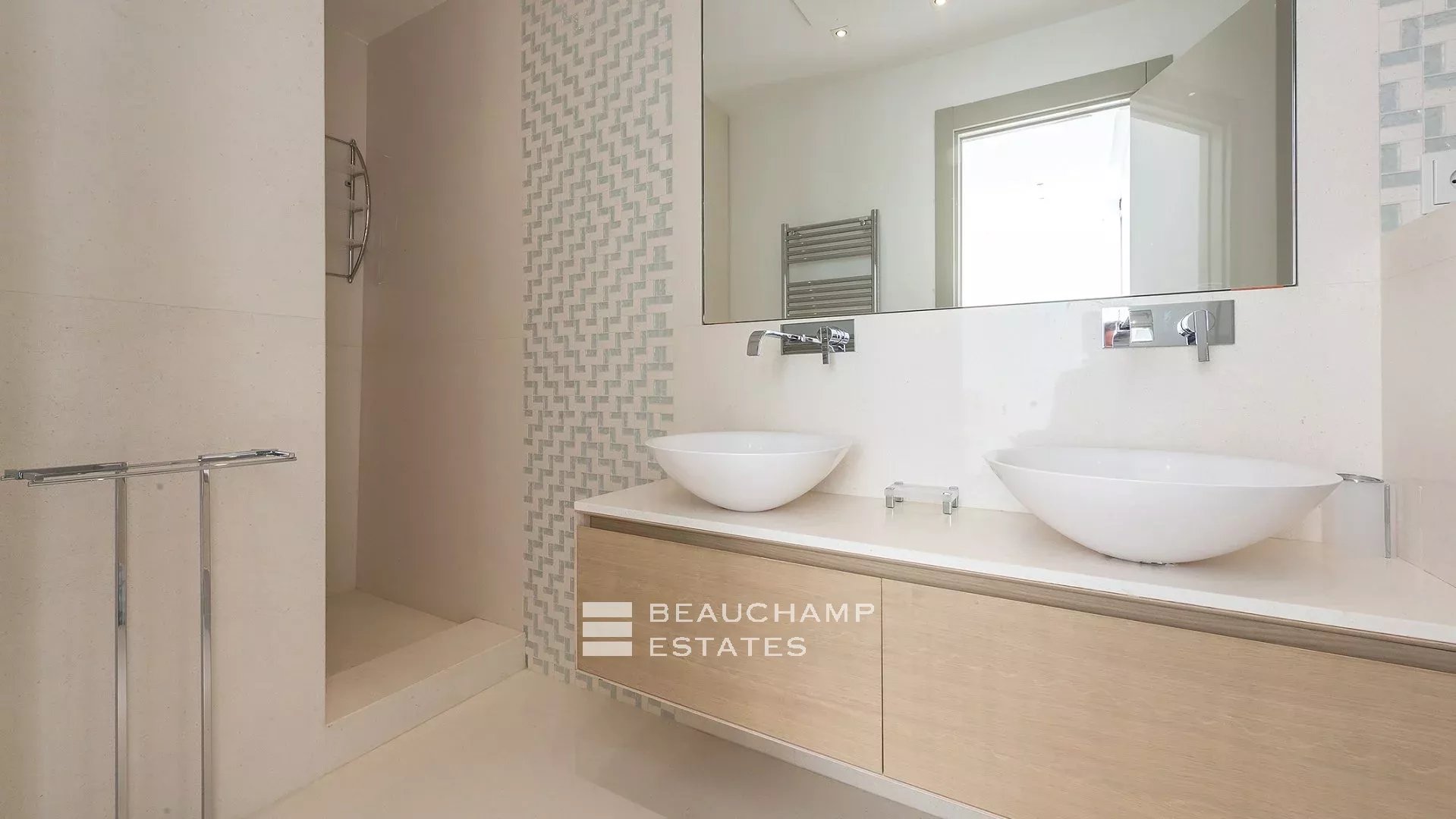 Modern architect-designed property located within walking distance of the iconic Club 55, Pampelonne Modern architect-designed property located within walking distance of the iconic Club 55, Pampelonne