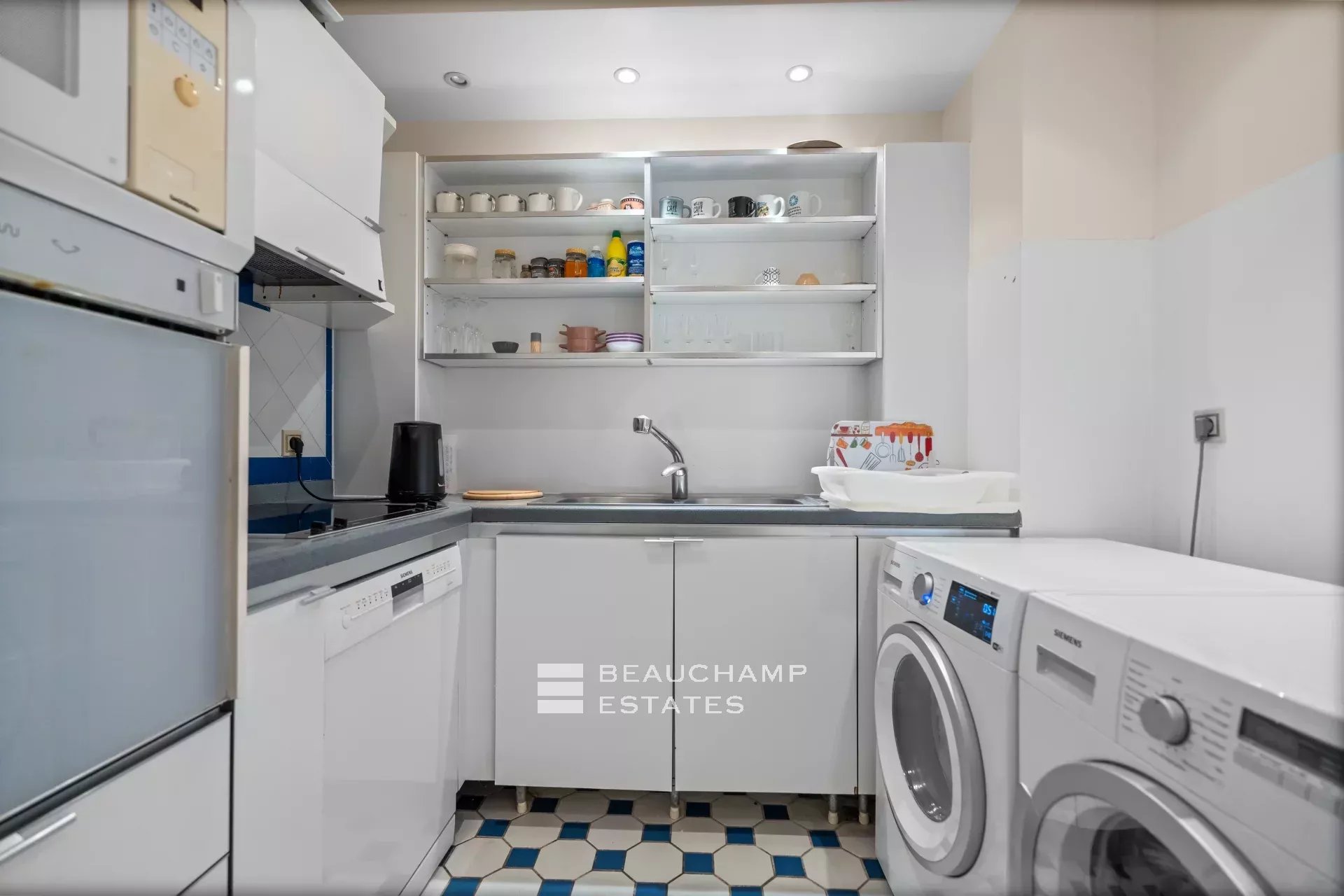 Grand appartement d’exception – Relais de la Reine, Cannes Croisette Exceptional Grand Apartment – Relais de la Reine, Cannes Croisette