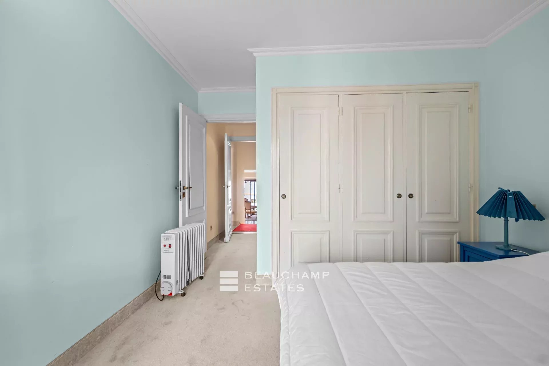 Grand appartement d’exception – Relais de la Reine, Cannes Croisette Exceptional Grand Apartment – Relais de la Reine, Cannes Croisette