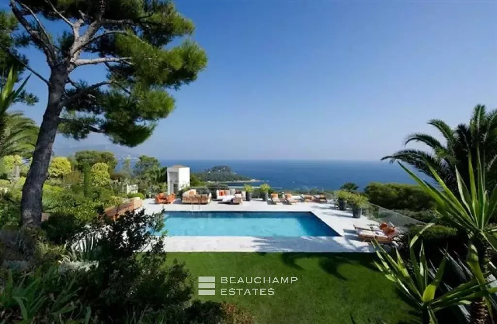 Exceptional modern 7-bedroom villa with panoramic sea views in Saint Jean Cap Ferrat