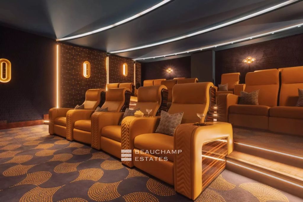 Exceptional sea-view penthouse Le Provençal – Cap d’Antibes