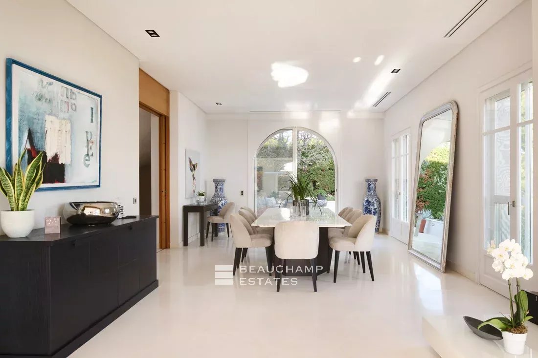 Exceptional Villa in Saint-Jean-Cap-Ferrat Exceptional Villa in Saint-Jean-Cap-Ferrat