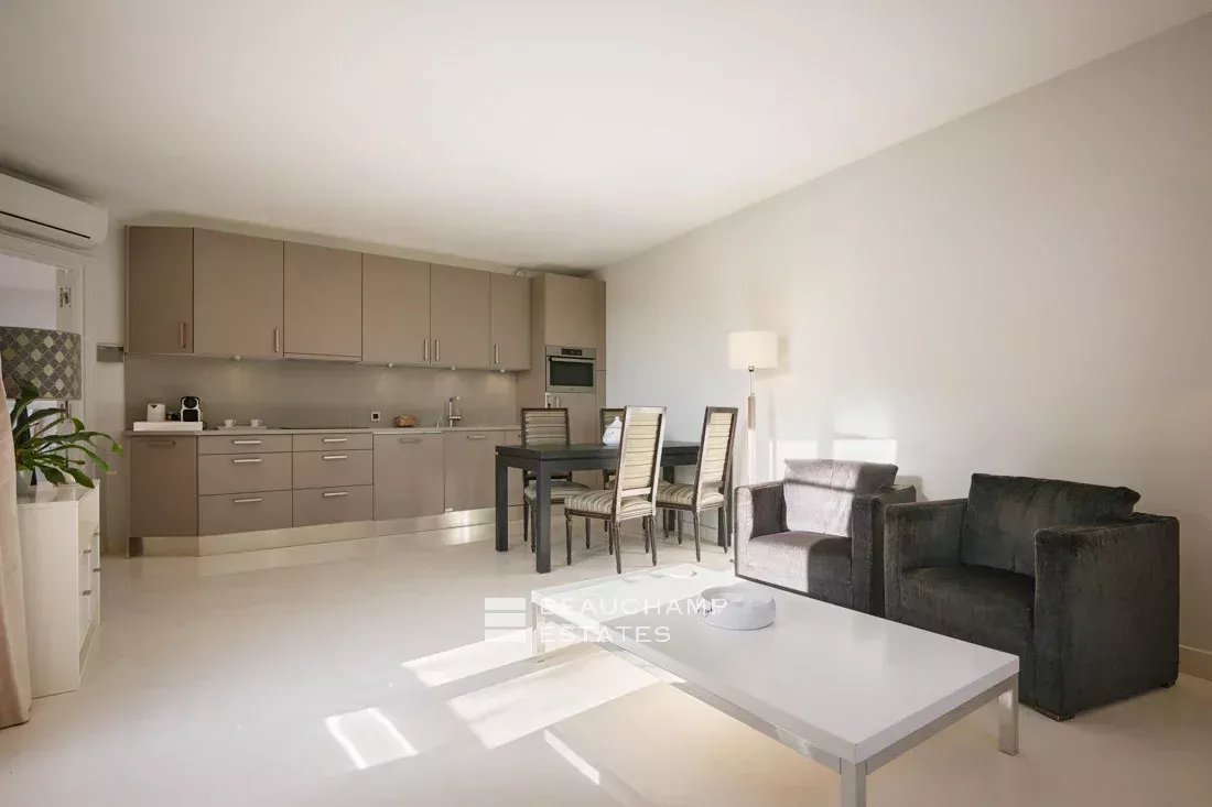 Exceptional Villa in Saint-Jean-Cap-Ferrat Exceptional Villa in Saint-Jean-Cap-Ferrat