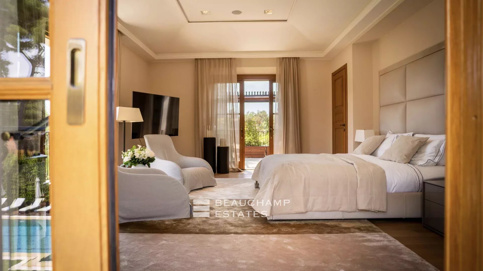 Exceptional waterfront property in Saint Jean Cap Ferrat Exceptional waterfront property in Saint Jean Cap Ferrat