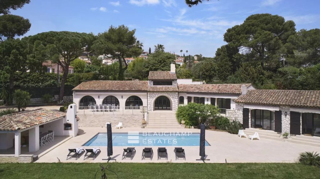 Golfe juan – Néo-provençal Villa  – 6 Bedroom