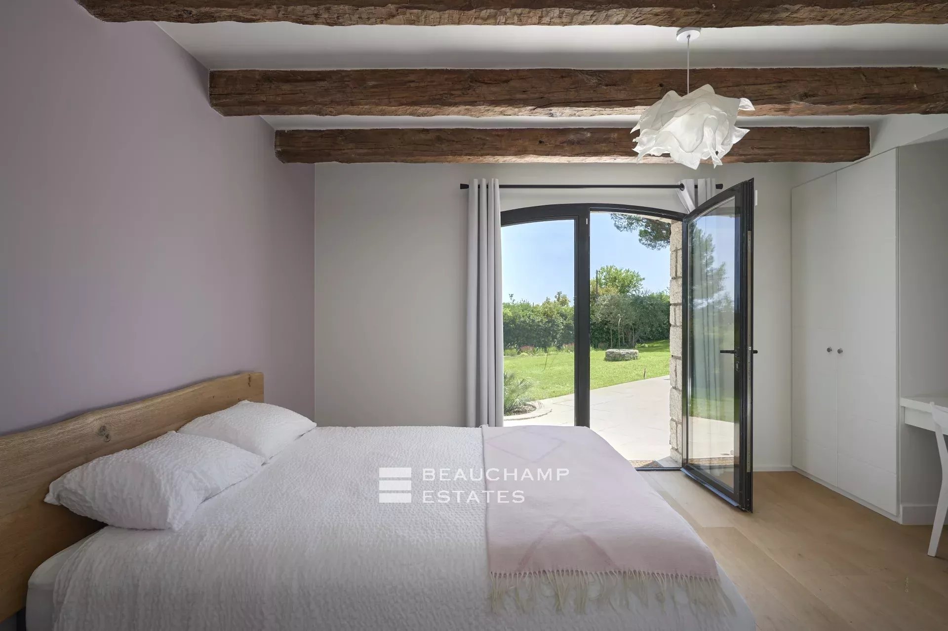 Golfe juan – Villa Néo-provençal – 6 chambres Golfe juan – Néo-provençal Villa – 6 Bedroom