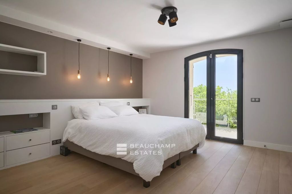 Golfe juan – Néo-provençal Villa  – 6 Bedroom