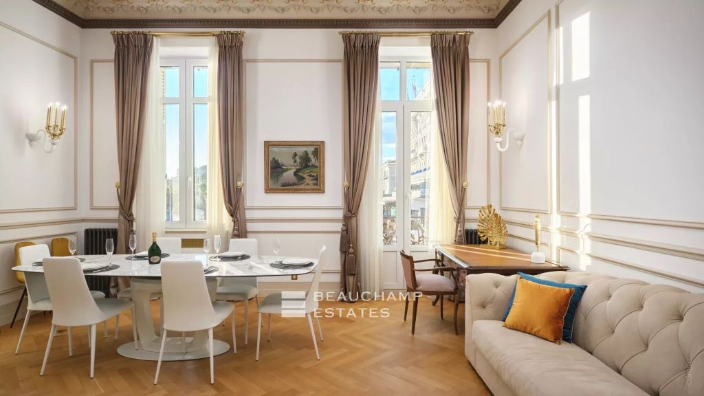 Gorgeous Haussmannian apartment – Very close to the Palais