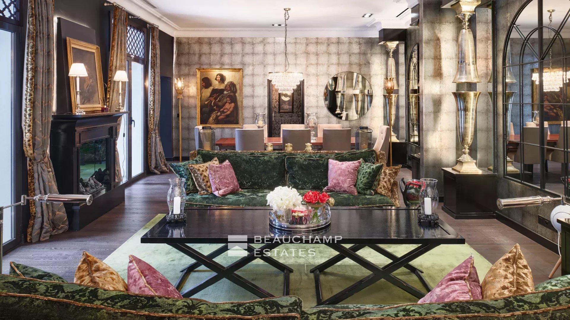 Propriété historique entièrement rénovée au coeur de Cannes Historical property fully renovated in the heart of Cannes