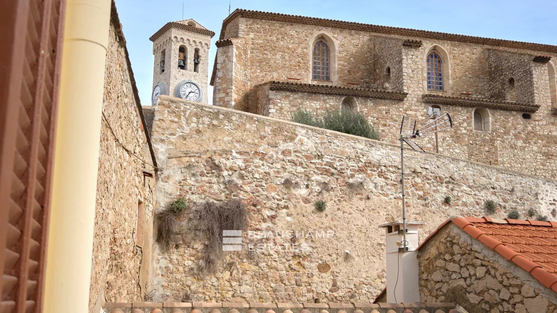 House in Suquet House in Suquet