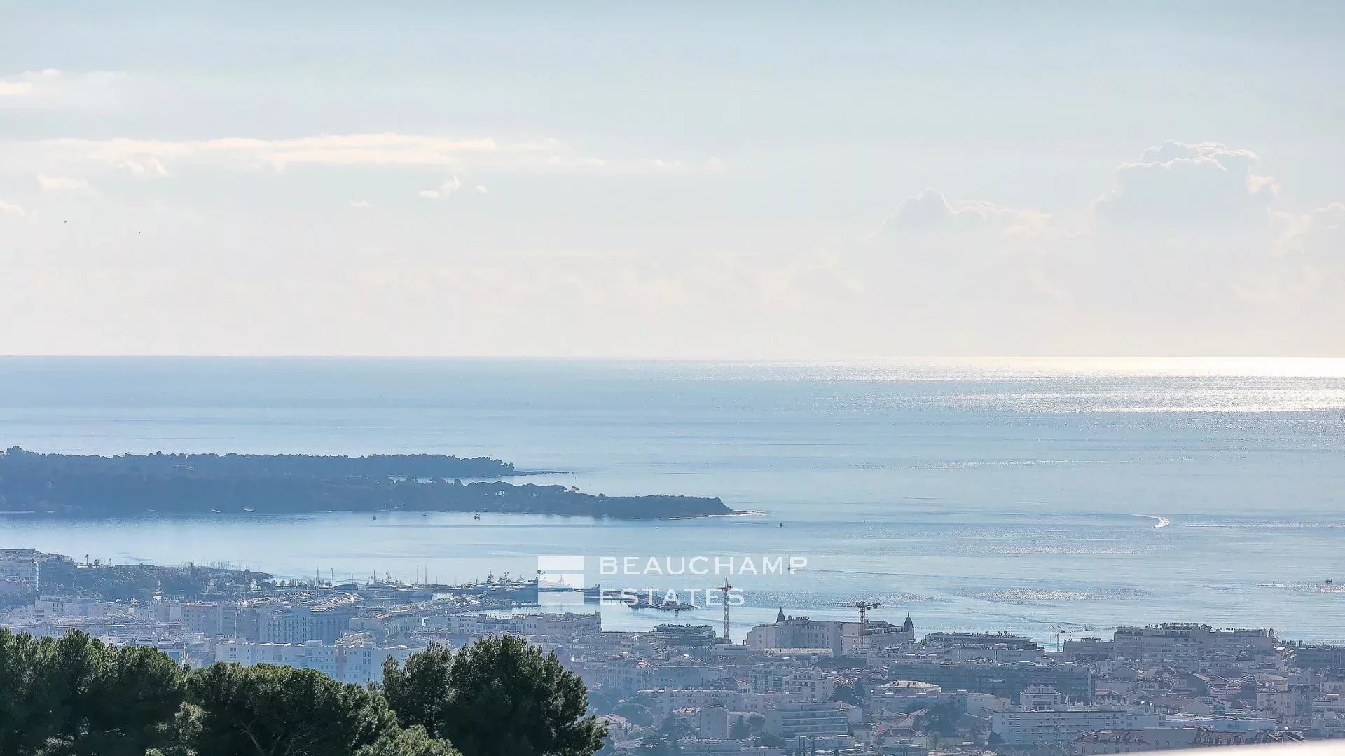 Le Cannet Collines – Fabulous 4 bedroom Penthouse Le Cannet Collines – Fabulous 4 bedroom Penthouse