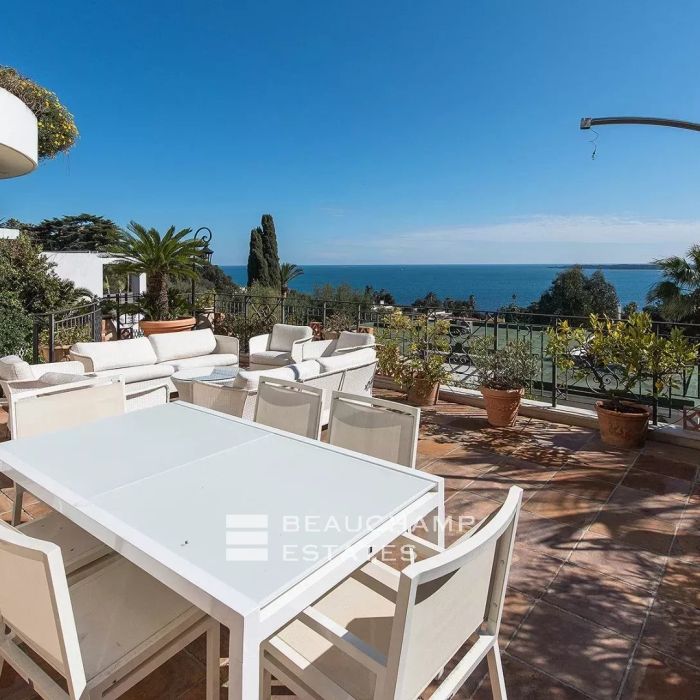 Cannes ou Sainte-Maxime : quelle destination immobilière de luxe choisir ?