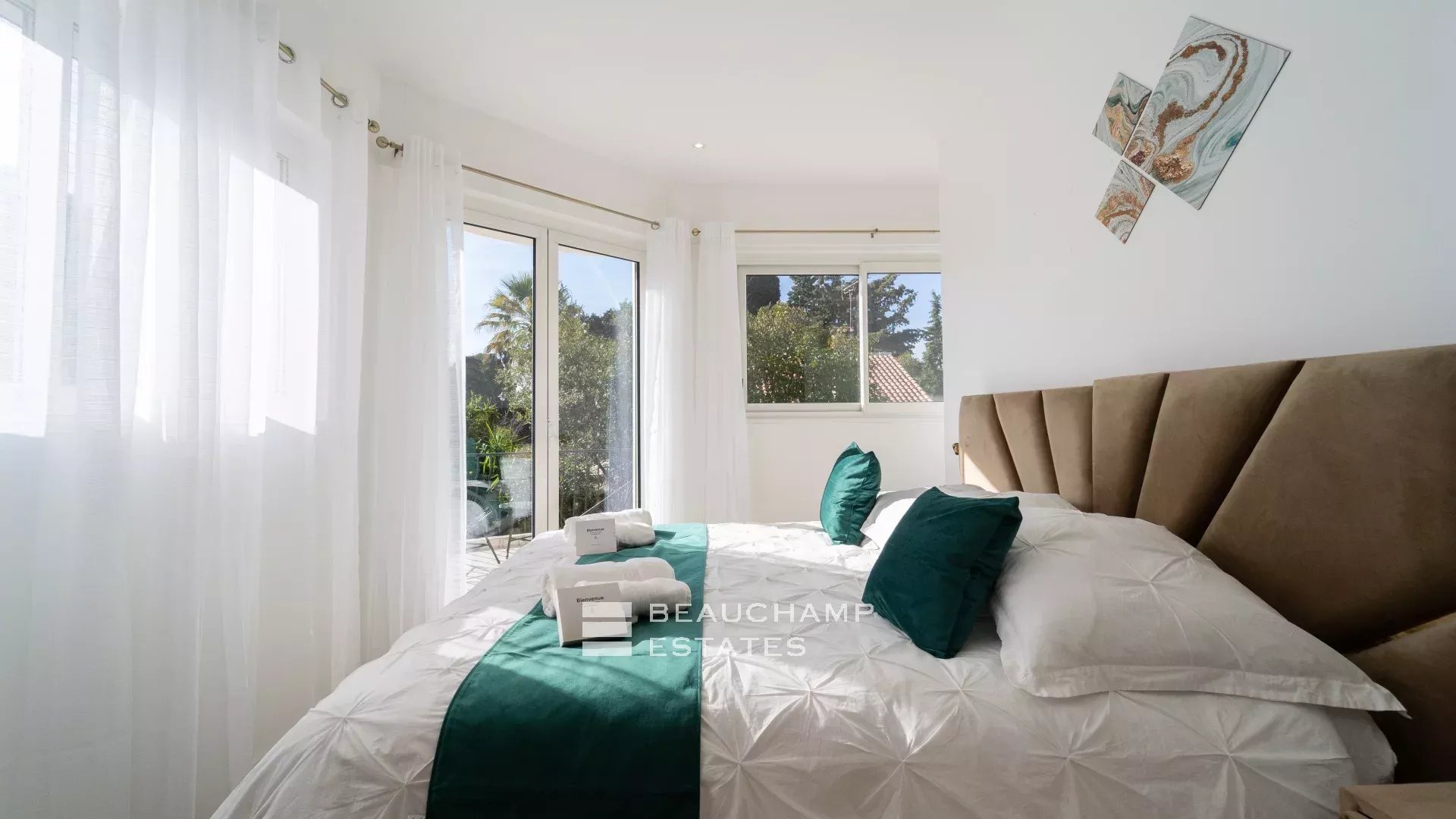 Lovely renovated 5-bedroom villa in the heart of Cannes Lovely renovated 5-bedroom villa in the heart of Cannes