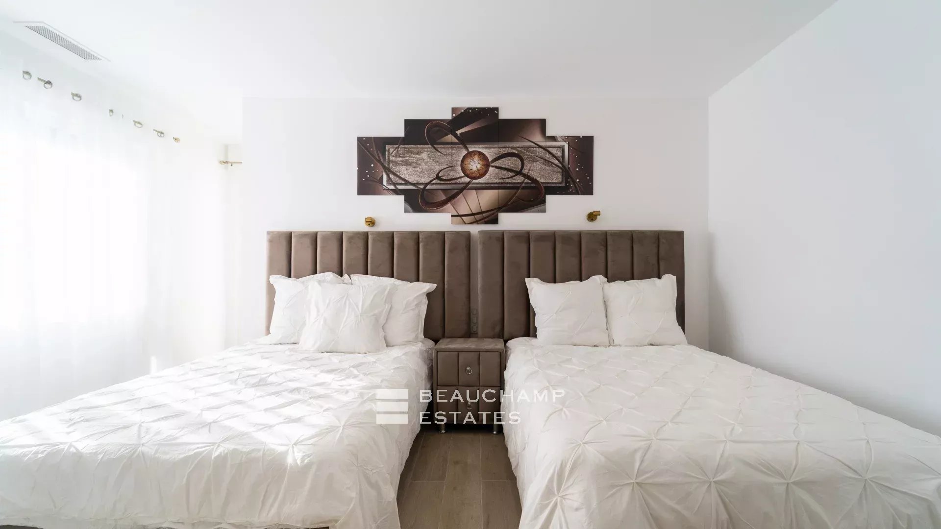 Lovely renovated 5-bedroom villa in the heart of Cannes Lovely renovated 5-bedroom villa in the heart of Cannes