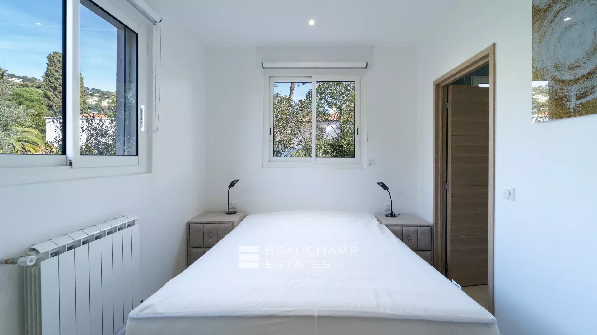 Lovely renovated 5-bedroom villa in the heart of Cannes Lovely renovated 5-bedroom villa in the heart of Cannes