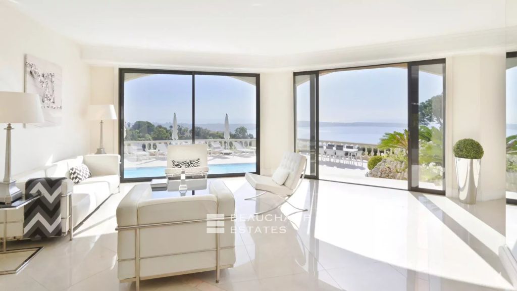 Luxurious 8 Bedroom  Villa Super Cannes Sea View