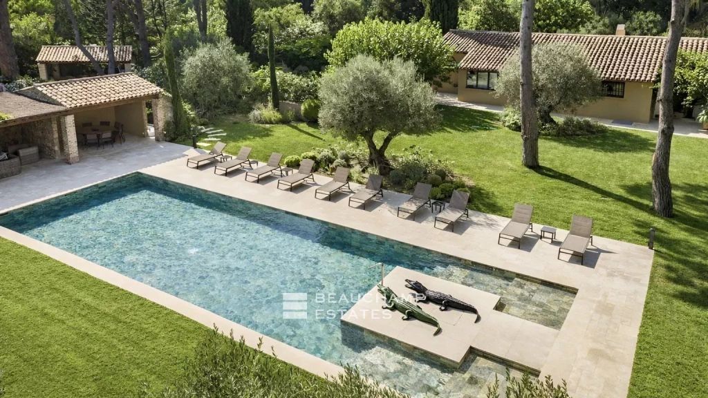 Luxurious Provençal villa within walking distance of Pampelonne Beach