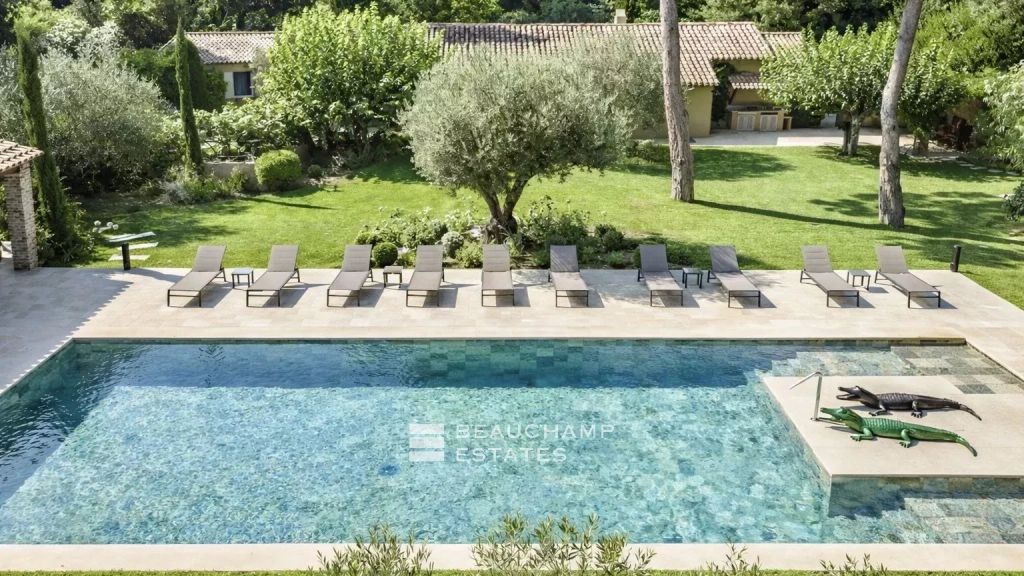 Luxurious Provençal villa within walking distance of Pampelonne Beach