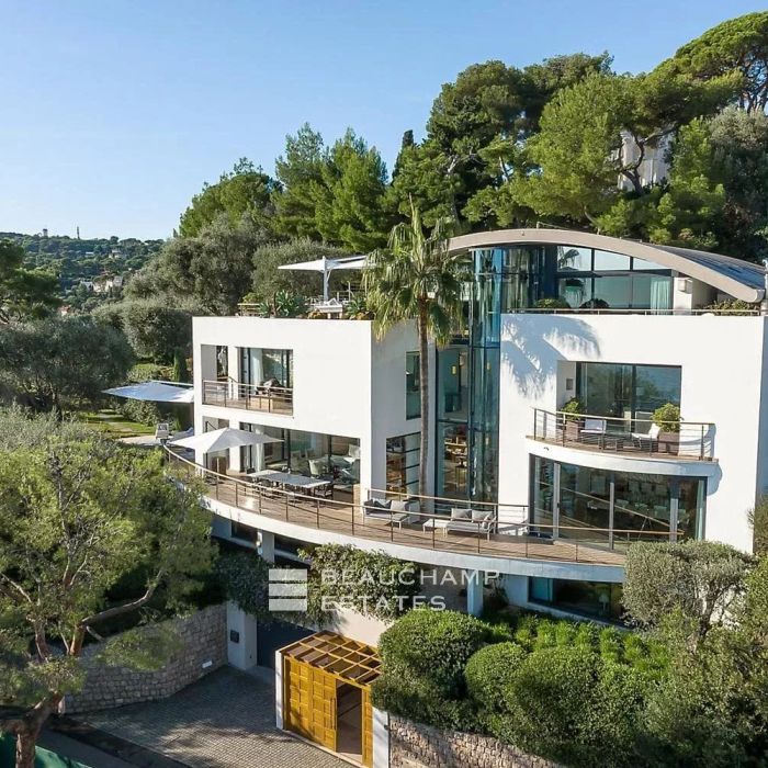 Luxueuse villa moderne de 5 chambres à St Jean Cap Ferrat