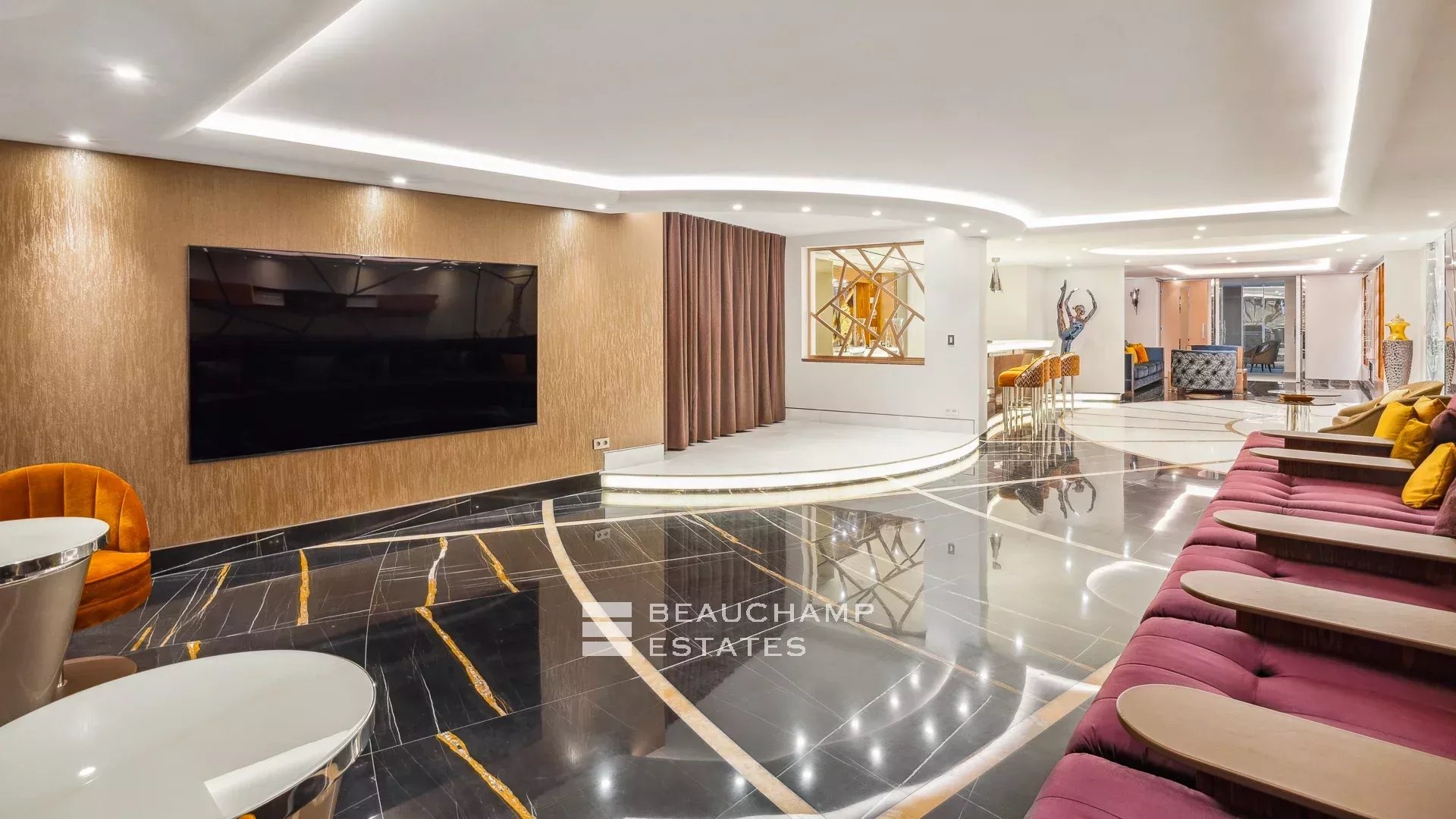 Luxury Waterfront Villa in Saint-Jean-Cap-Ferrat Luxury Waterfront Villa in Saint-Jean-Cap-Ferrat