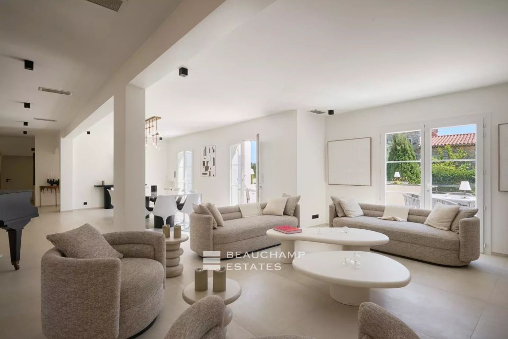 Magnificent 6-bedroom prestige villa in the heights of Cannes