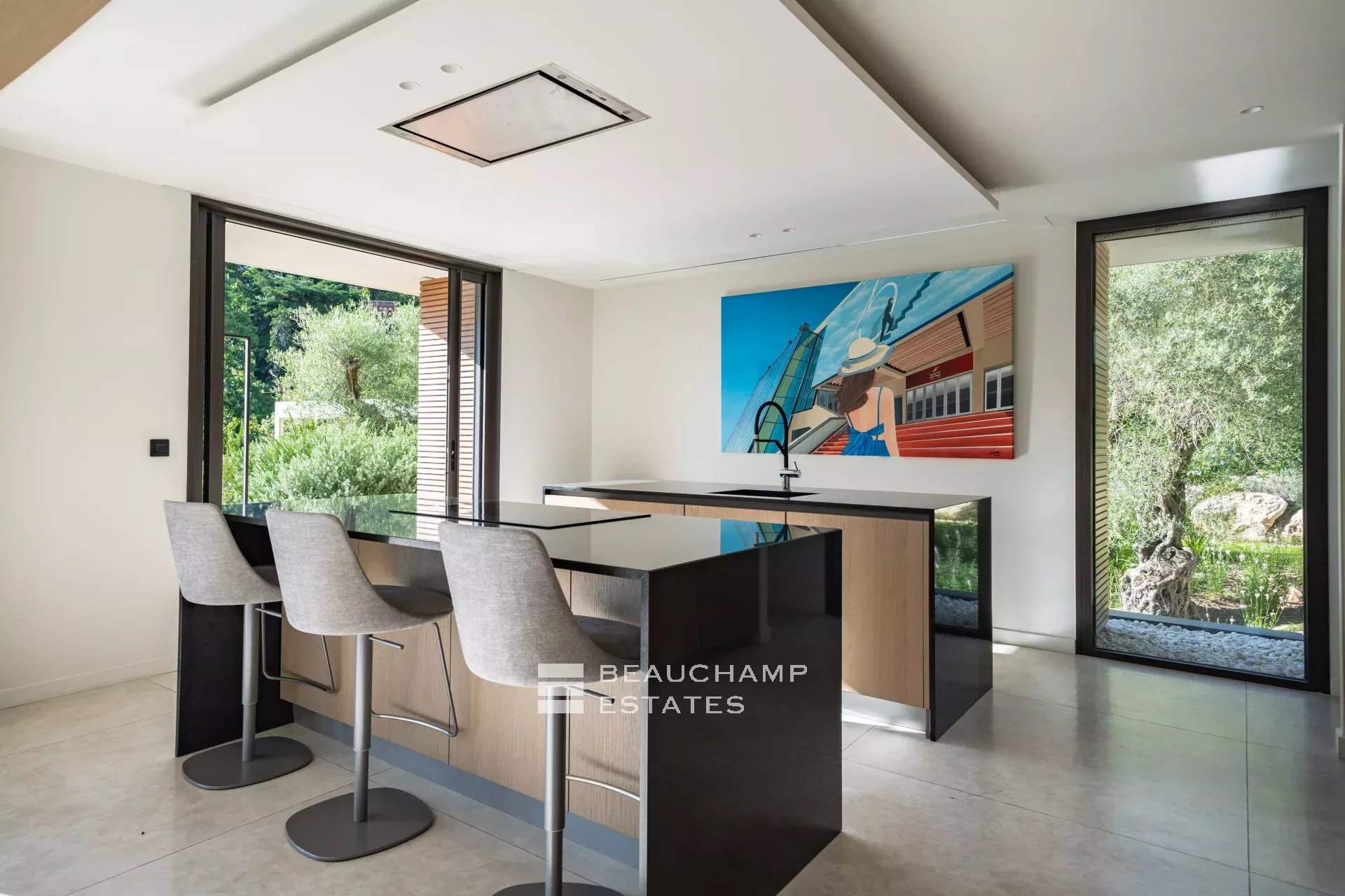 Magnifique villa contemporaine de 7 chambres dans la Californie Magnificent contemporary 7-bedroom villa in Californie