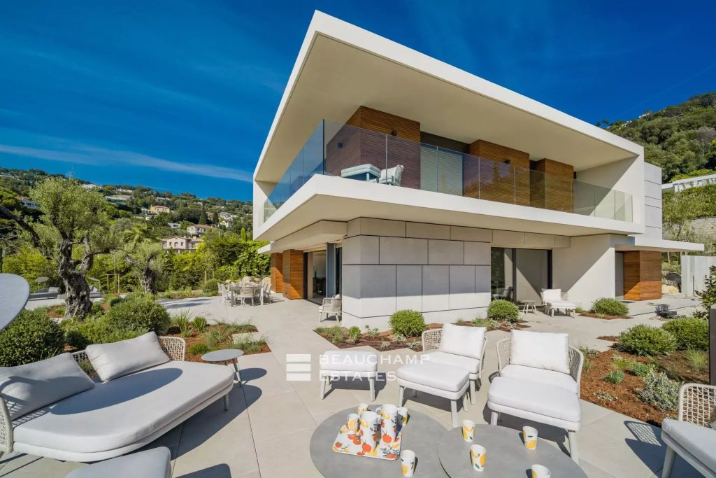 Magnificent contemporary 7-bedroom villa in Californie