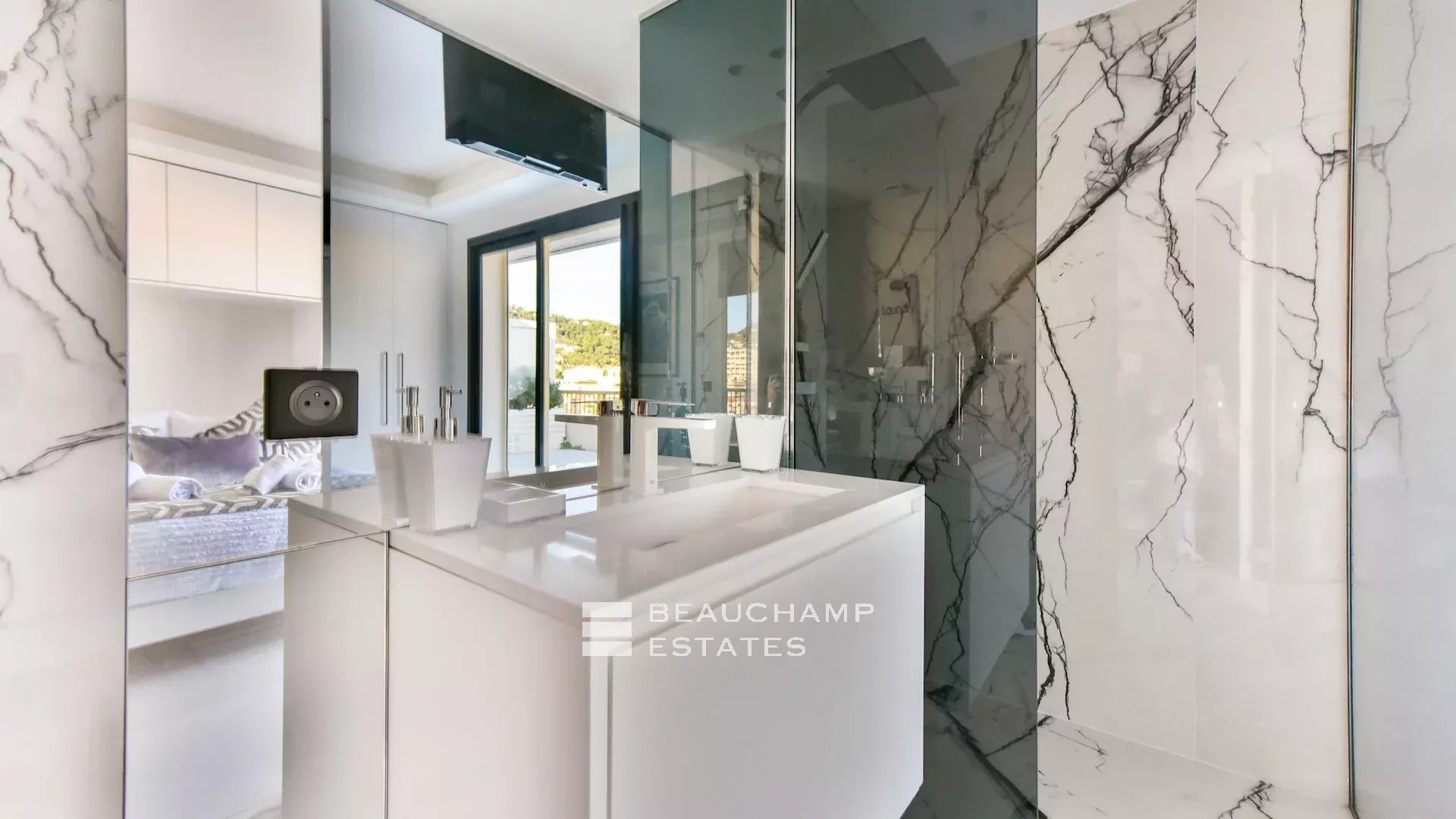 Magnifique Penthouse 4 chambres en suite – Cannes Centre Magnificent Penthouse 4 bedrooms en suite – Cannes Centre