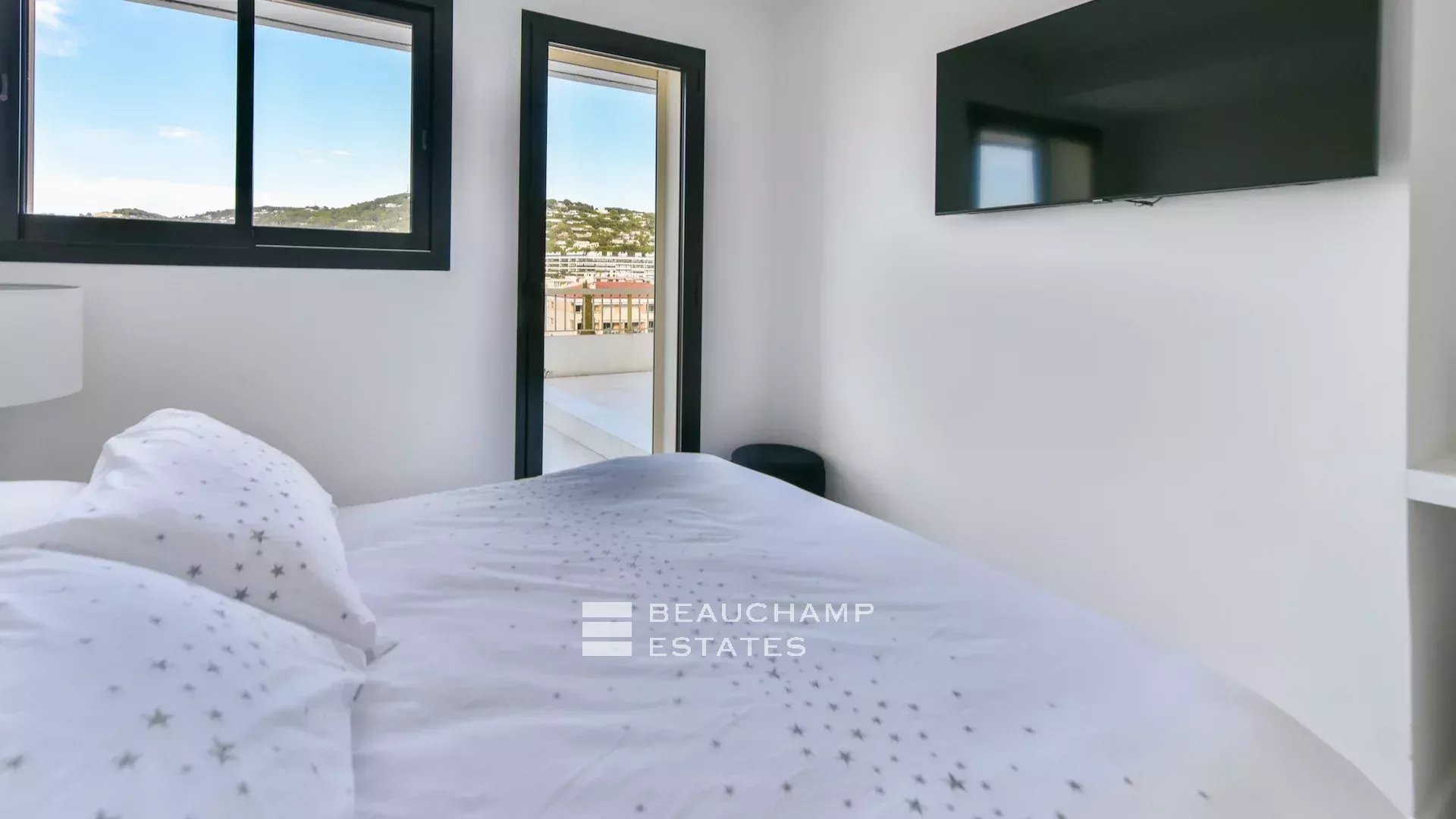 Magnifique Penthouse 4 chambres en suite – Cannes Centre Magnificent Penthouse 4 bedrooms en suite – Cannes Centre