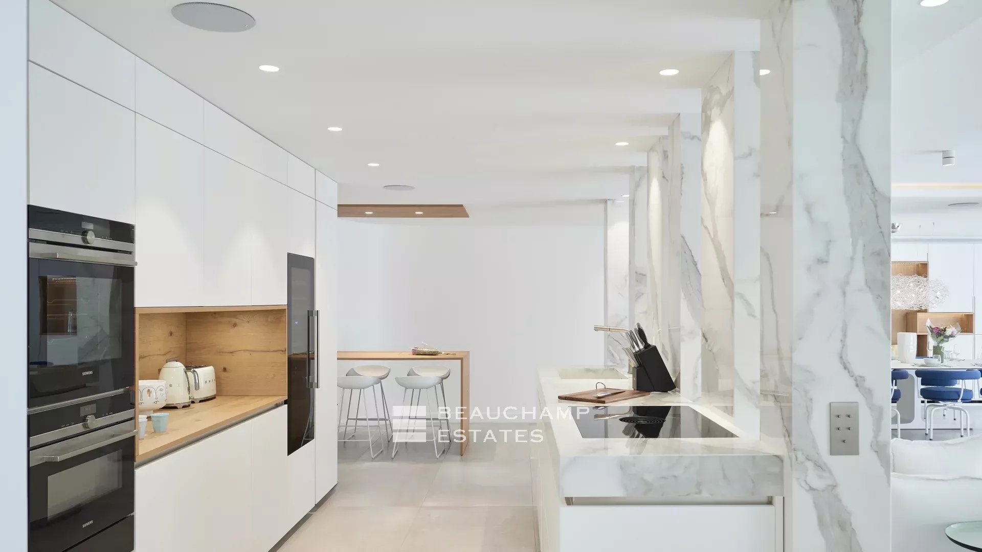 Magnificent provencal villa with 4 bedrooms in the heart of Super Cannes Magnificent provencal villa with 4 bedrooms in the heart of Super Cannes