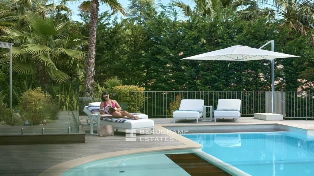Magnificent provencal villa with 4 bedrooms in the heart of Super Cannes