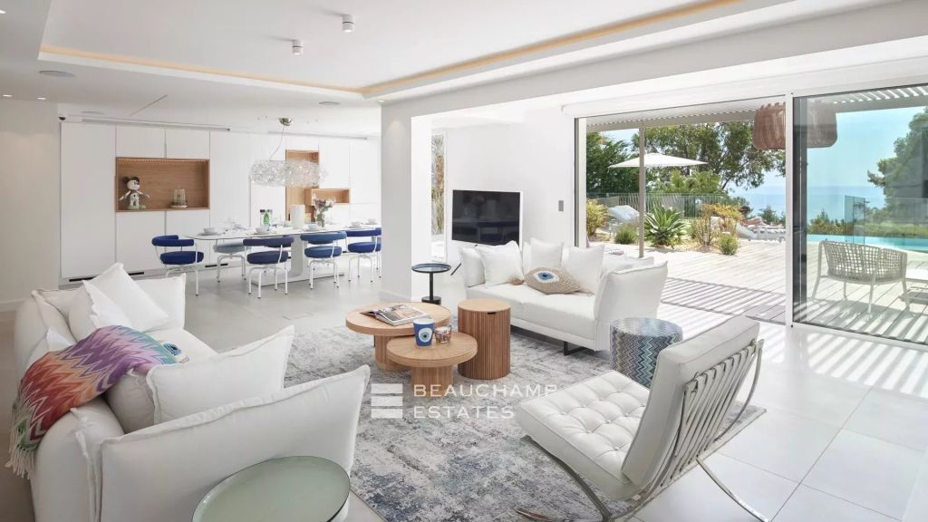 Magnificent provencal villa with 4 bedrooms in the heart of Super Cannes