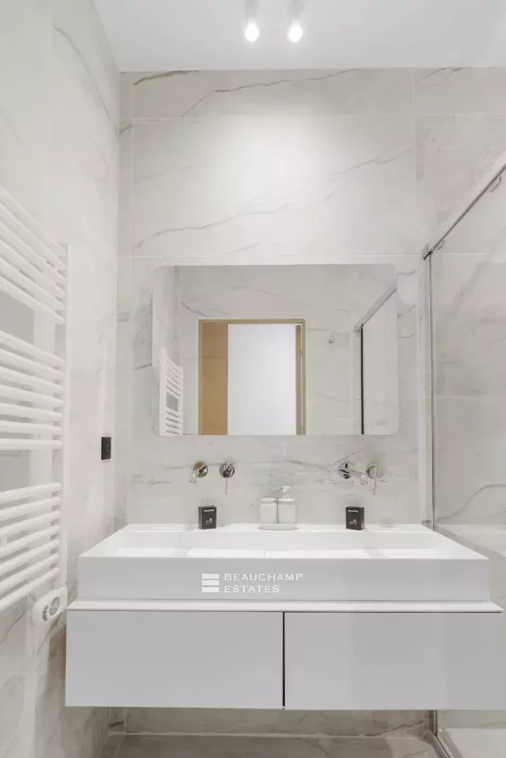 Magnificent renovated apartment, 2 bedrooms – Cannes Centre Magnificent renovated apartment, 2 bedrooms – Cannes Centre