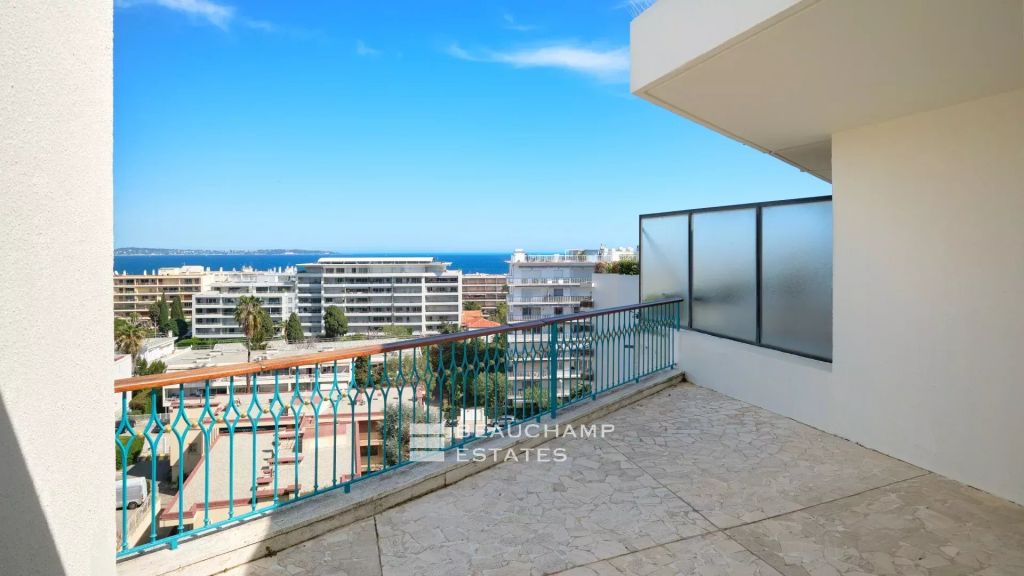 Magnificent sea view penthouse – Cannes Croisette