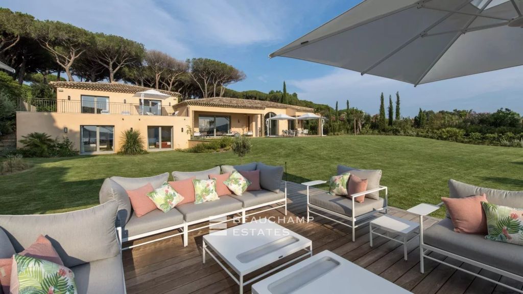Majestic villa 100 meters from Canoubiers beach in Saint-Tropez