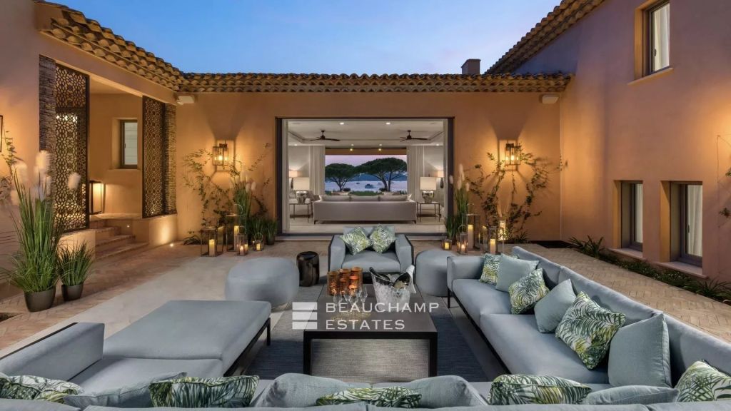 Majestic villa 100 meters from Canoubiers beach in Saint-Tropez