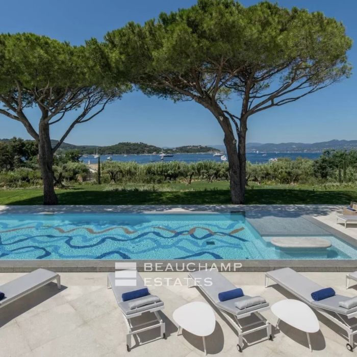 Majestueuse villa à 100 mètres de la plage des Canoubiers à Saint-Tropez