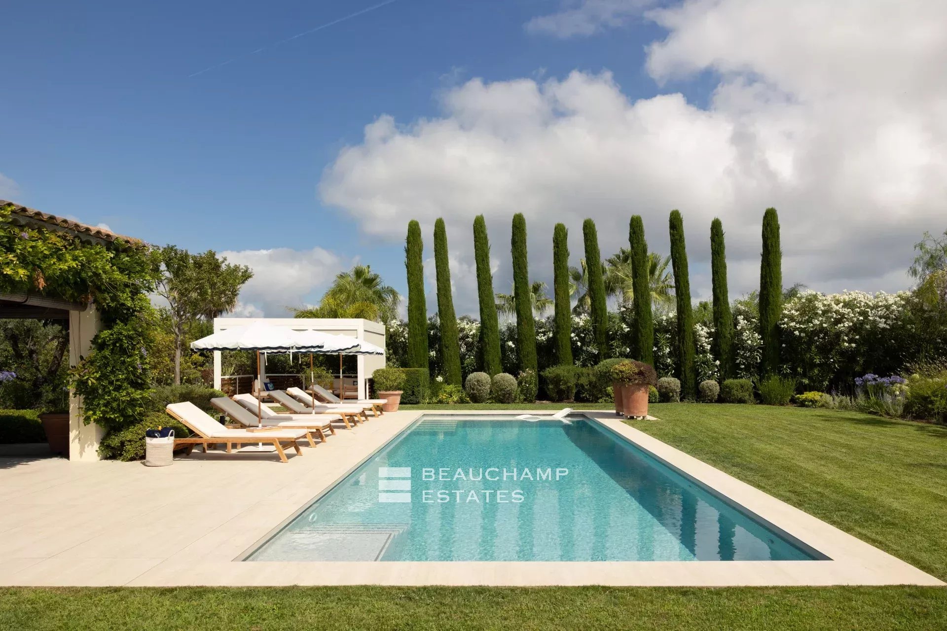 Mandelieu – Provencal villa – 4 bedrooms Mandelieu – Provencal villa – 4 bedrooms