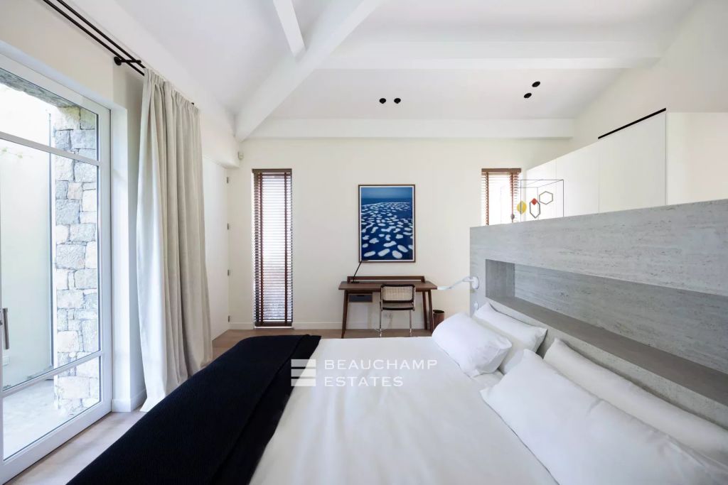 Mandelieu – Provencal villa – 4 bedrooms