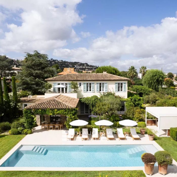 Mandelieu – Villa provençale – 4 chambres