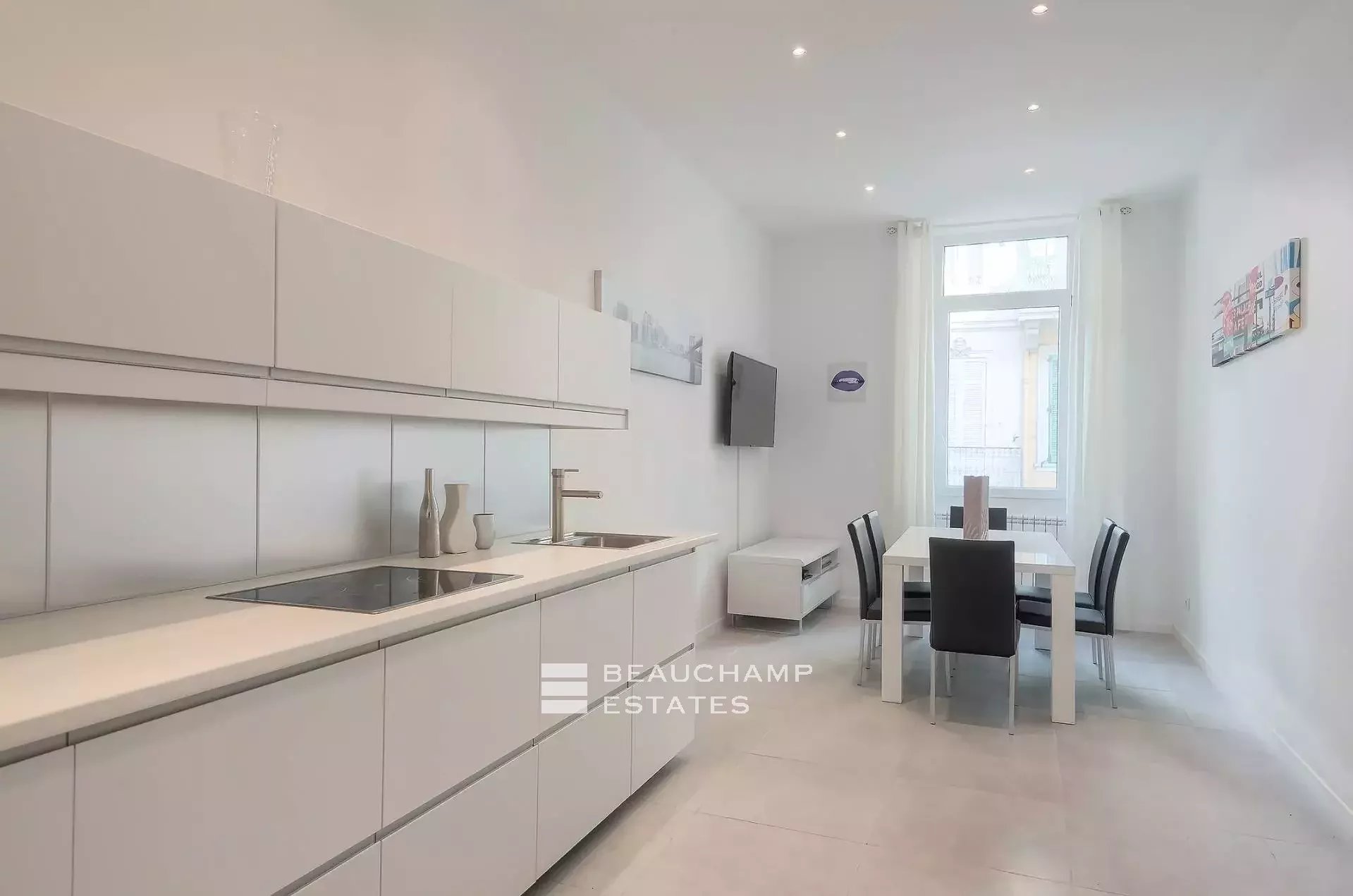Beau 4 pièces moderne Cannes Centre Modern and Fully Refurbished 3 bedroom apartment