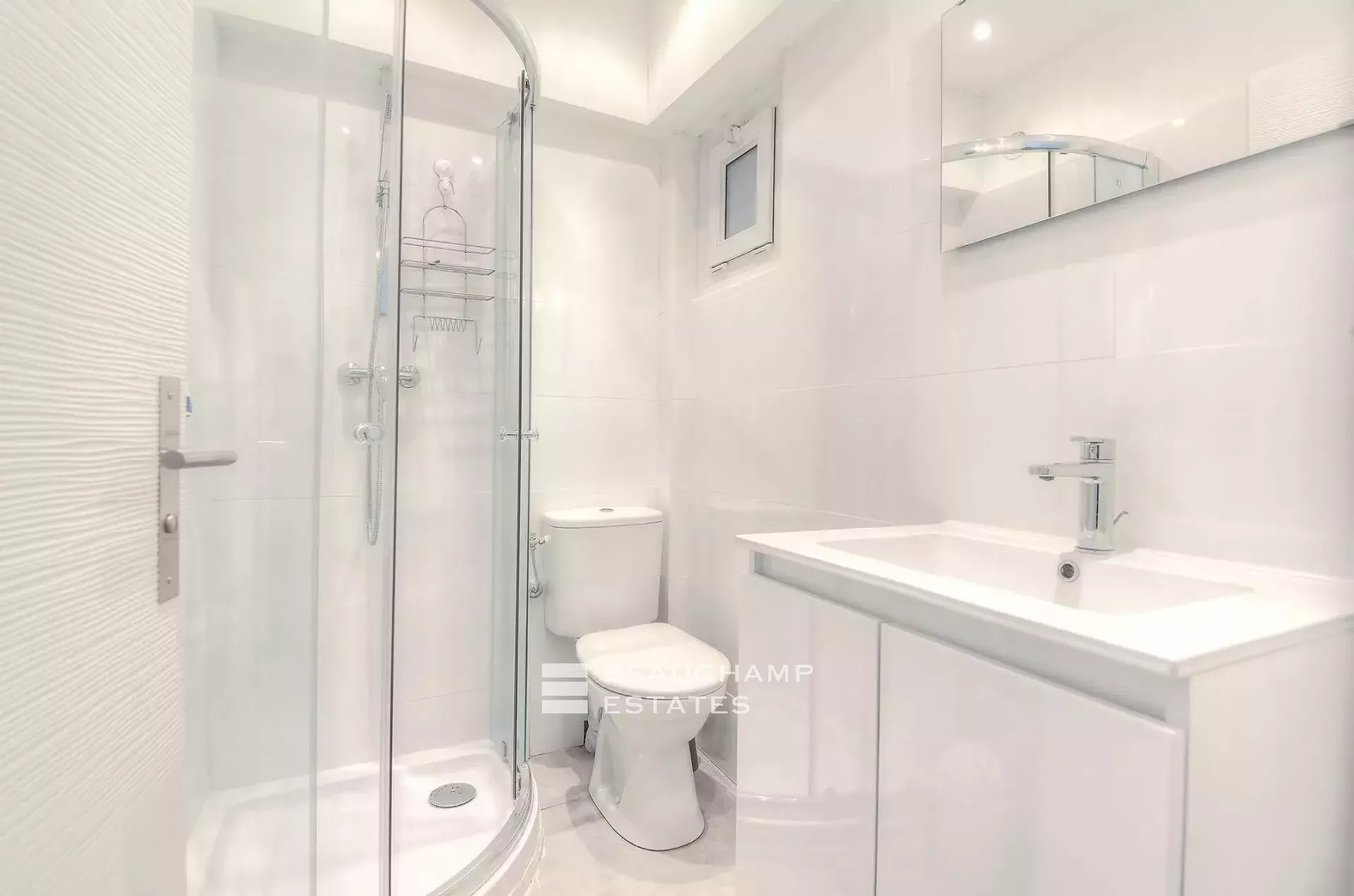 Beau 4 pièces moderne Cannes Centre Modern and Fully Refurbished 3 bedroom apartment