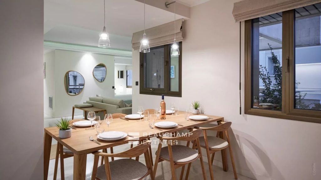 Modern and renovated 3 bedroom apartment – Gray d’Albion Cannes