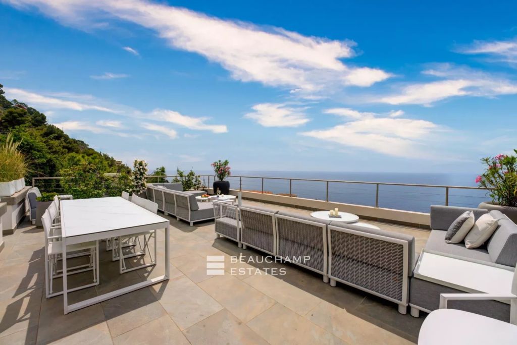 Modern Villa with Panoramic Views – Minutes from Monaco